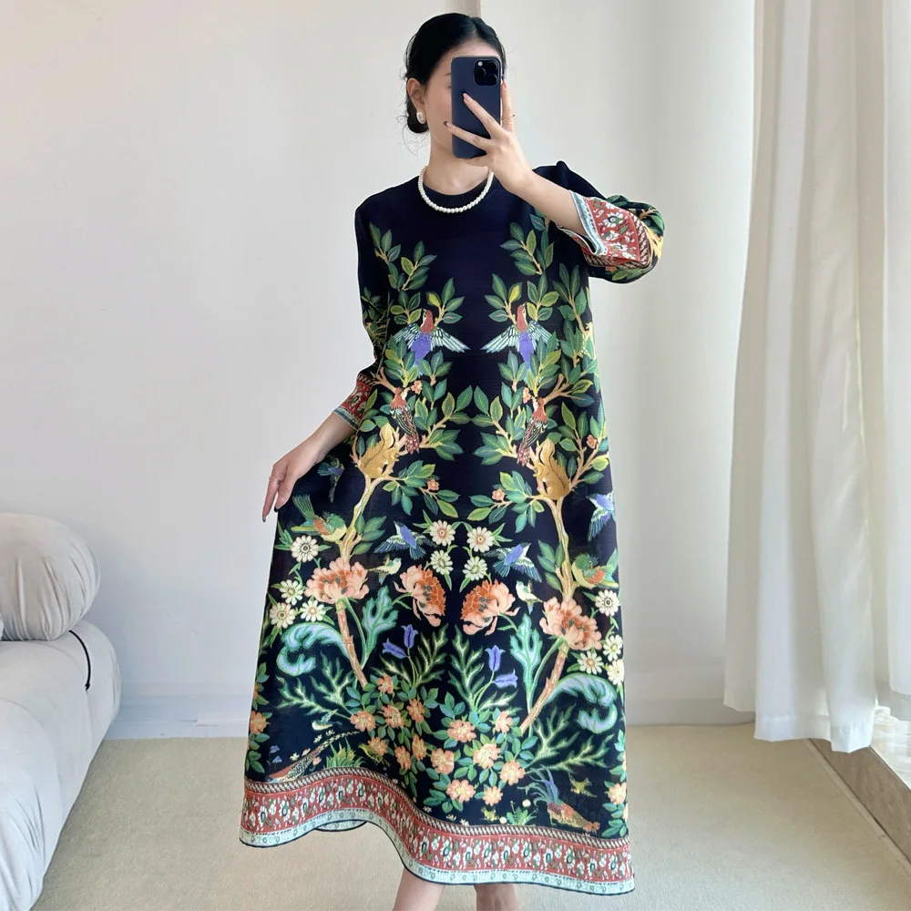 Miyake Vintage Print Dress Sev - مراجعة Summer 2025 Clothing Essentials وسعره